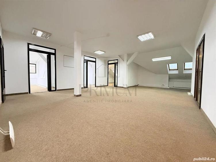 Spatiu Birouri 5 camere decomandate in cladire noua, mansarda - Central - Puncte