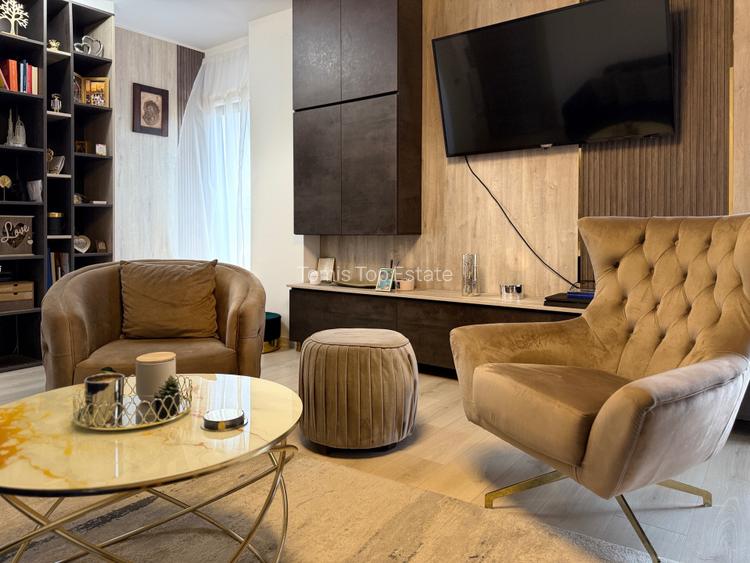 Mamaia-Sat, Vila modernă, mobilata si utilata complet, 15 camere - 8