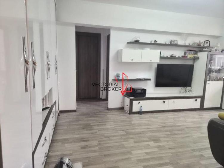 2 camere, et.7, bl.1982, 54mp, renovat, mobilat, Basarabia Diham