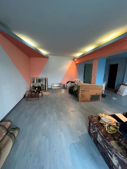 Apartament 3 camere Zona Laris -Finante - etaj 3/4 - 85 mp