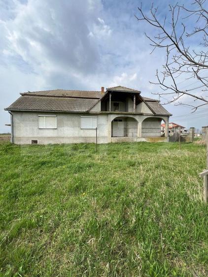 Casa de vanzare | Suprafata construita 509mp | Botiz