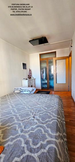 Apartament 5 camere,2 bai, balcon, boxa, loc parcare, situat in zona Centrala