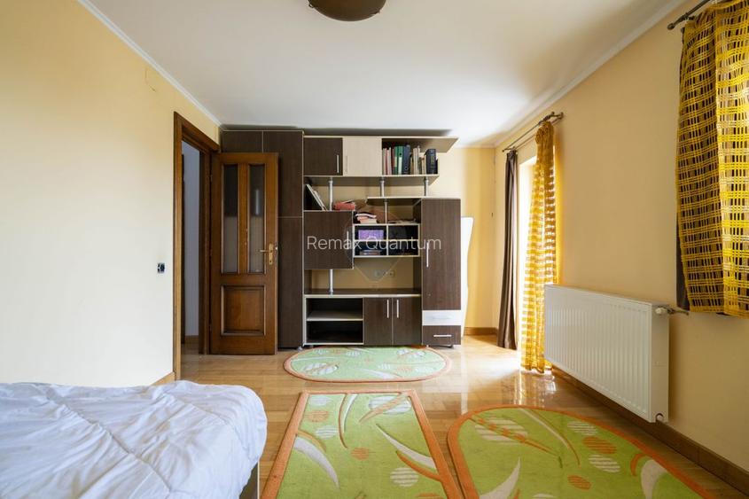 De vânzare casă cu 6 camere in Santandrei - 13