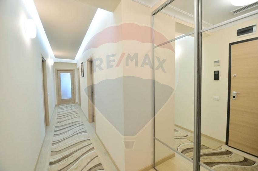 Apartament 4 camere de închiriat Laguna Residence - Vedere Panoramica