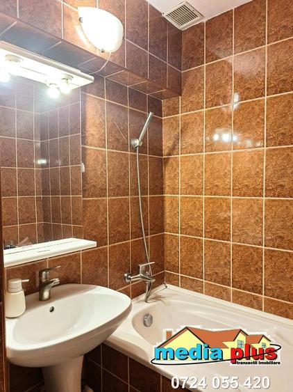 Apartament 3 camere decomandat, Tiglina II
