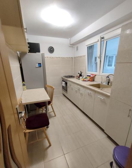 Apartament 2 camere bloc tip P reabilitat Mall Plaza, Drumul Taberei