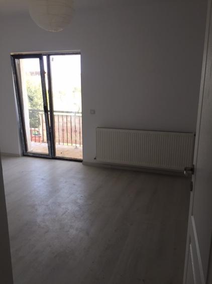 Duplex 4 camere+mansarda!Bragadiru Independentei