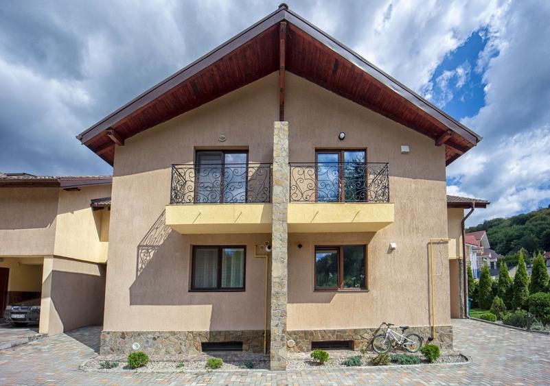Casă de închiriat în cartierul exclusivist - Green Valley