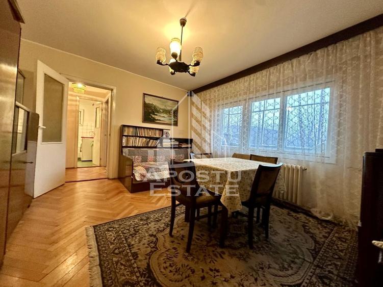 Apartament 2 camere, etajul 1, zona Girocului, Timisoara