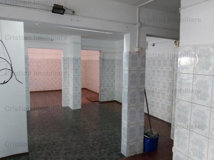 Apartament pretabil Spatiu comercial PE COLT 3 cam confort 1 Decomandat