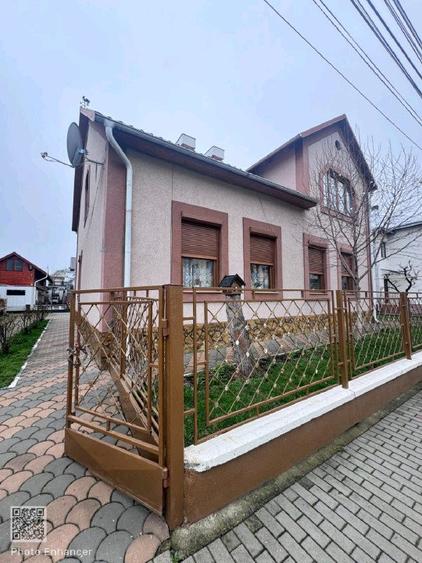 Casa zona rezidentiala , 700mp teren, Radauti