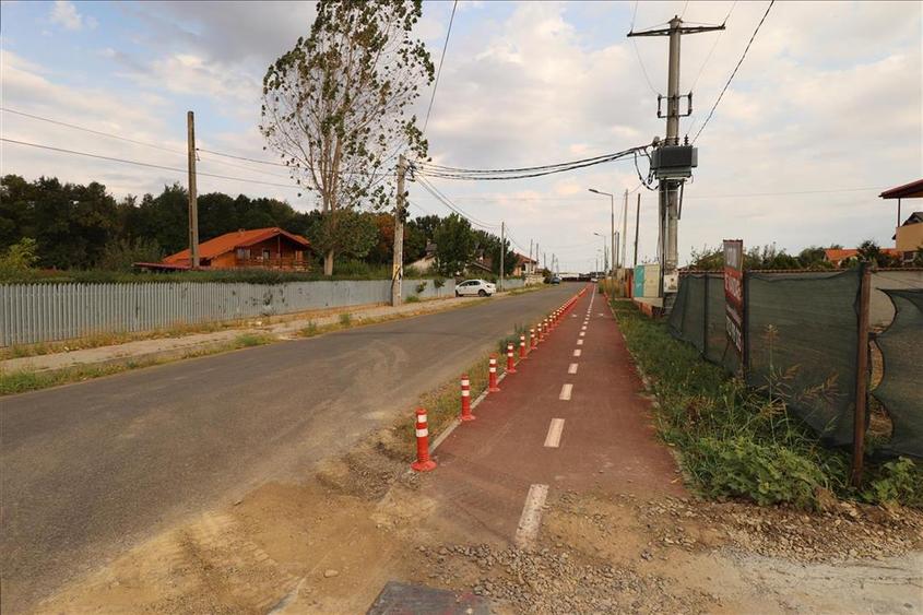 Loturi de vanzare la Crang ! Toate utilitatile in apropiere