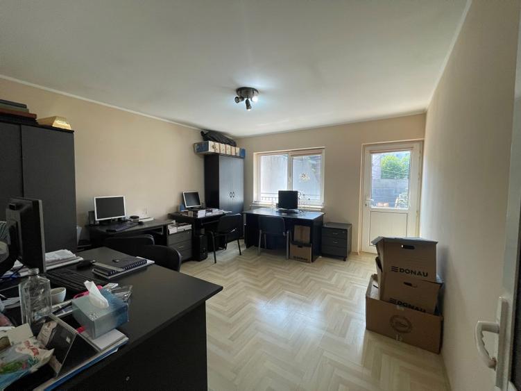 Tomis I, vila P+1 cu 4 camere, 2 balcoane, curte, loc de parcare
