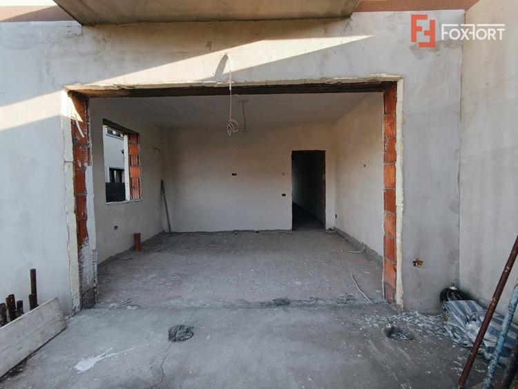 Duplex 4 camere 140 mp utili, toate utilitatile, la asfalt in Giroc - V7800