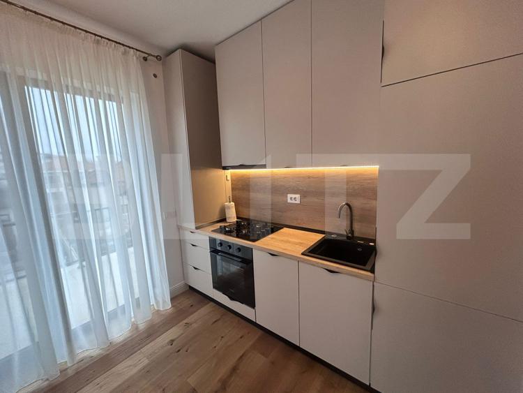 Apartament 3 camere, 101.20 mp totali, zona Centrala