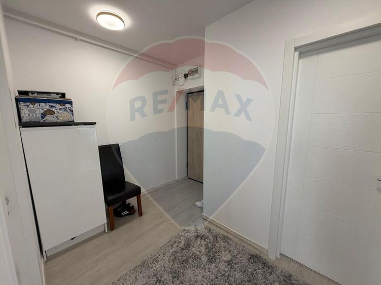 Vanzare Apartament 2 camere Hils Splai