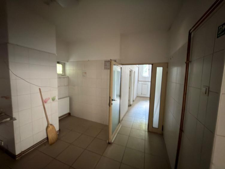 Spațiu comercial | B Ion Mihalache | 115 mp | Compartimentat