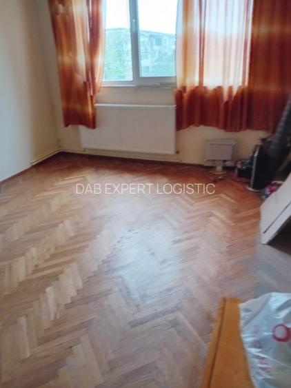Vanzare apartament 3 camere tiglina 2, BLD G. COSBUC - 6