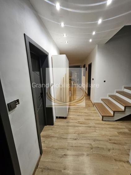 Duplex de vânzare | 160 mp utili + 50 mp terase | Garaj | Dumbravita