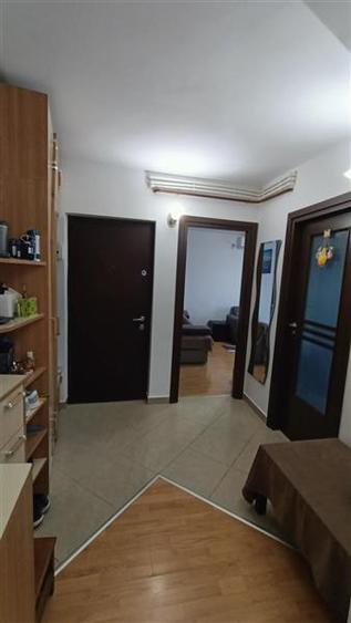 3 camere decomandat Alexandru-Piata