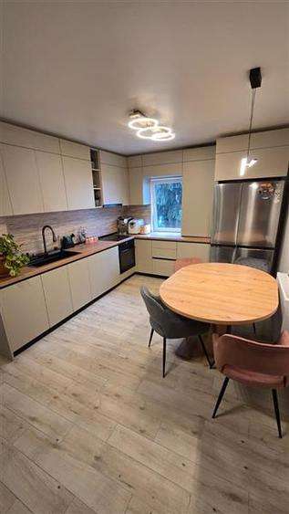 Vanzare apartament 3 camere decomandate modern zona Piata Zorilor