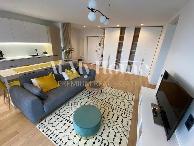 Apartament cu 3 camere/ parcare subterana/ mobilat designer/ Promenada