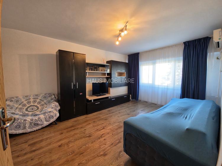 Casa de Cultură 2 camere CF 0 renovat 56 mp etaj 3 din 4