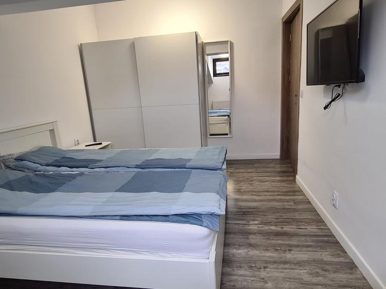 Apartament 4 camere Calea Calarasi / Hala Traian in vila