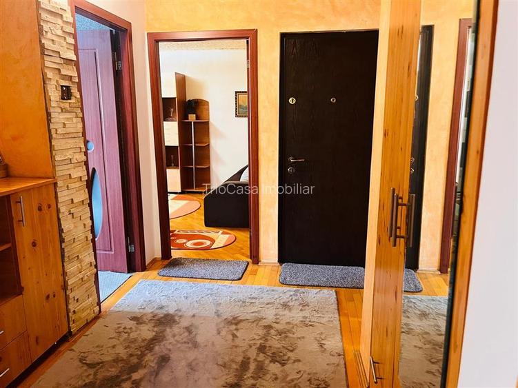 Apartament primitor 2 camere, George Enescu - zona Liceul Energetic