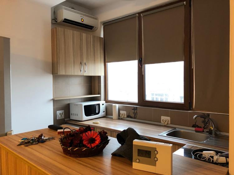 Apartament 3 camere tip duplex, cu centrală proprie, în zona Dristor