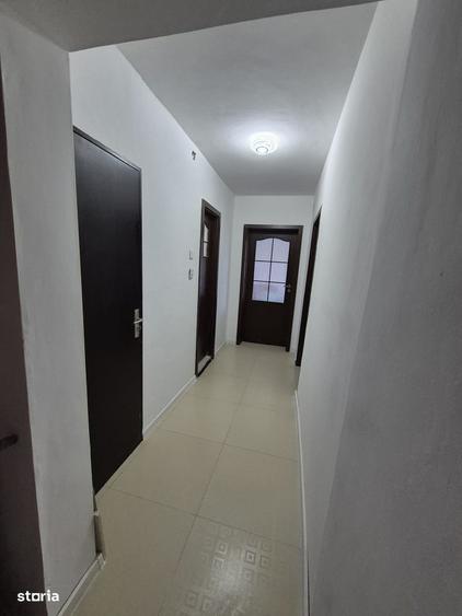Apartament 2 camere la vanzare