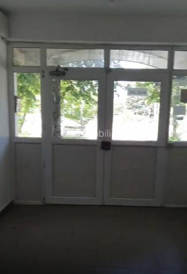 Garsoniera 25mp la Marea Neagră in Saturn, Mangalia, et 2/3 ,la 3 min de plaja - 16