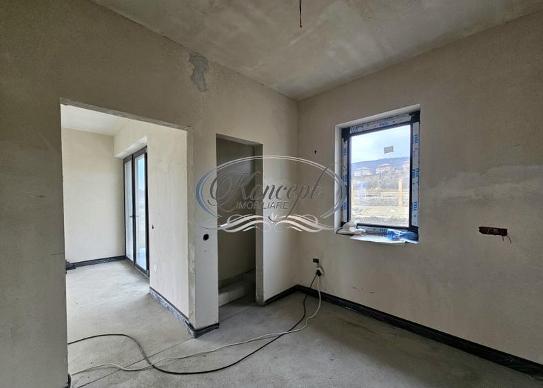 Casa eficienta energetic, noua, cu pod mansardabil generos