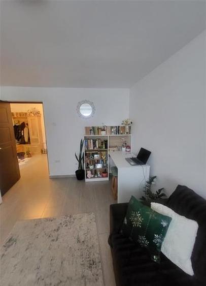 Vanzare apartament 4 camere Tei, complet renovat si mobilat