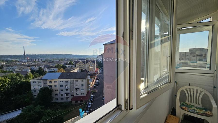 Apartament cu 3 camere decomandat de vânzare Burdujeni, Suceava - 22