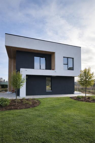 🏠 Casă P+1 Premium – Reală, la Asfalt, Design Unic!