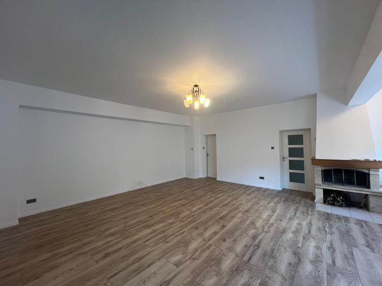 Spatiu birou - 4 camere - inchiriere - Mitropolie-Piata Unirii