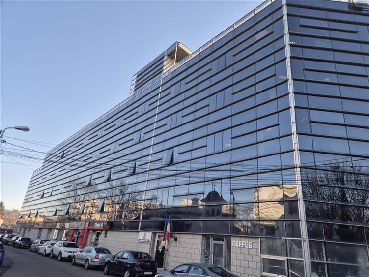 Spatiu comercial langa Metrou Muncii/Registrul Comertului