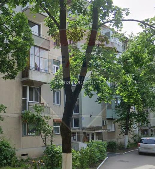Apartament cu 2 camere de vânzare, Central - Pta 1 Decembrie - 2