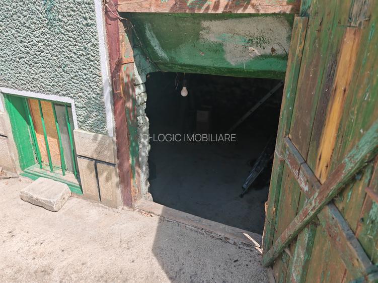 Casa 4 camere libera la vanzare RASNOV - zona Florilor - 15