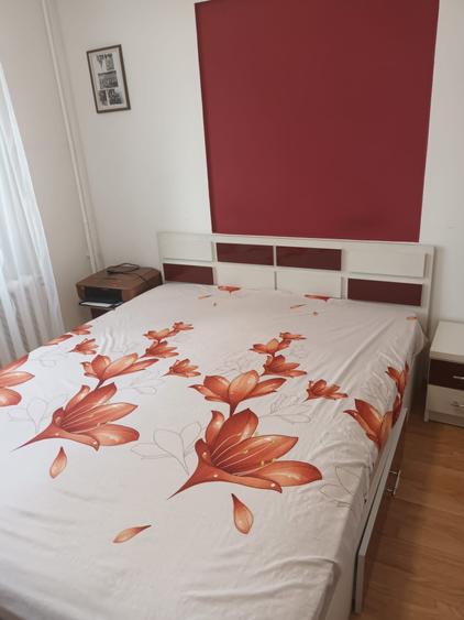 Apartament 4 camere etaj 6/8 cu 2 bai ,2 balcoane si boxa la subsol.