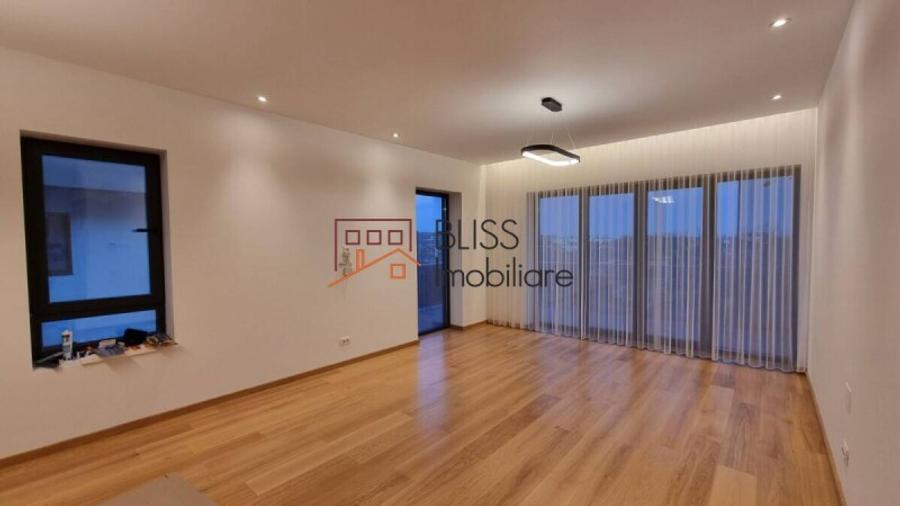 Apartament premium de 3 camere cu terasa de 17 mp si view superb