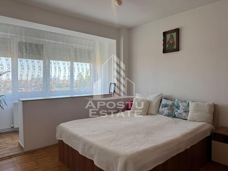 Apartament cu 2 camere, centrala proprie,