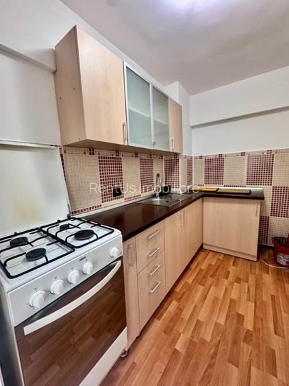 Bld. Unirii- Stradal | Nerva Traian | Mircea Voda -Pretabil birou\cabinet\locuit - 6