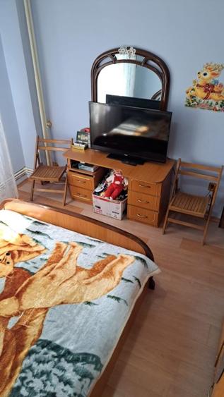 Apartament 3 camere mobilat Micro 21