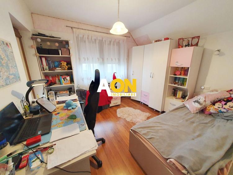 Casa D+P+M, 5 camere, 580 mp teren, toate utilitatile