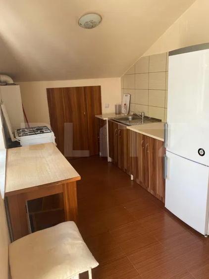 Apartament 2 camere, 70 mp, semidecomandat, zona Gruia