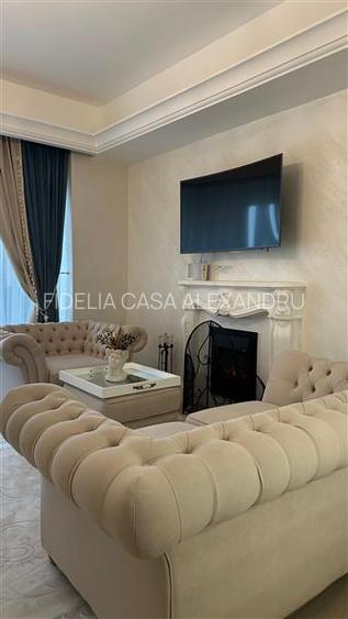 Apartament 3 camere  de vanzare  Centru - Sfantul Lazar, - 2