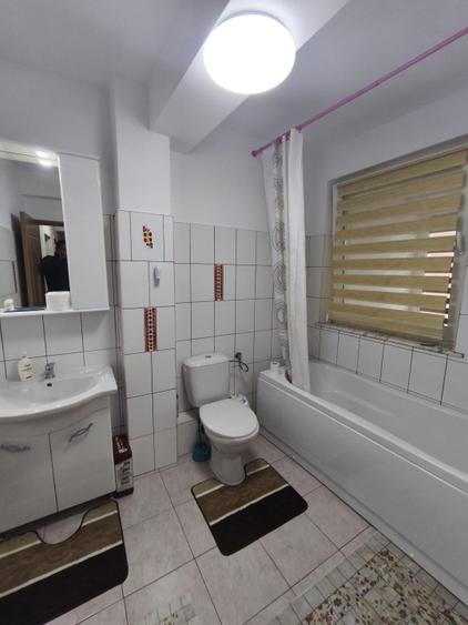 Microapartament, etaj 2, zona ultracentrala, bloc nou, Radauti