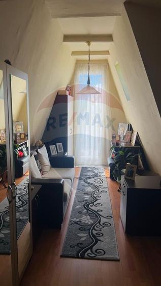 Casă / Vilă cu 4 camere de vânzare